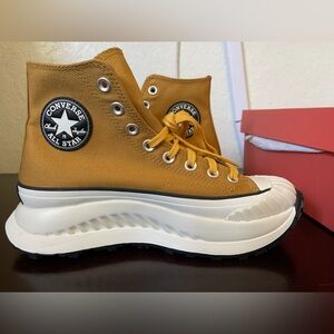 New in box Converse Chuck 70 AT-CX High 'Burnt Honey'